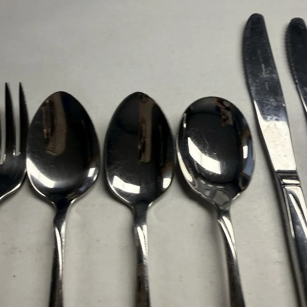 8 Pc Oneida Flight Reliance Salad Forks Knives Soup Spoons Stainless Flatware